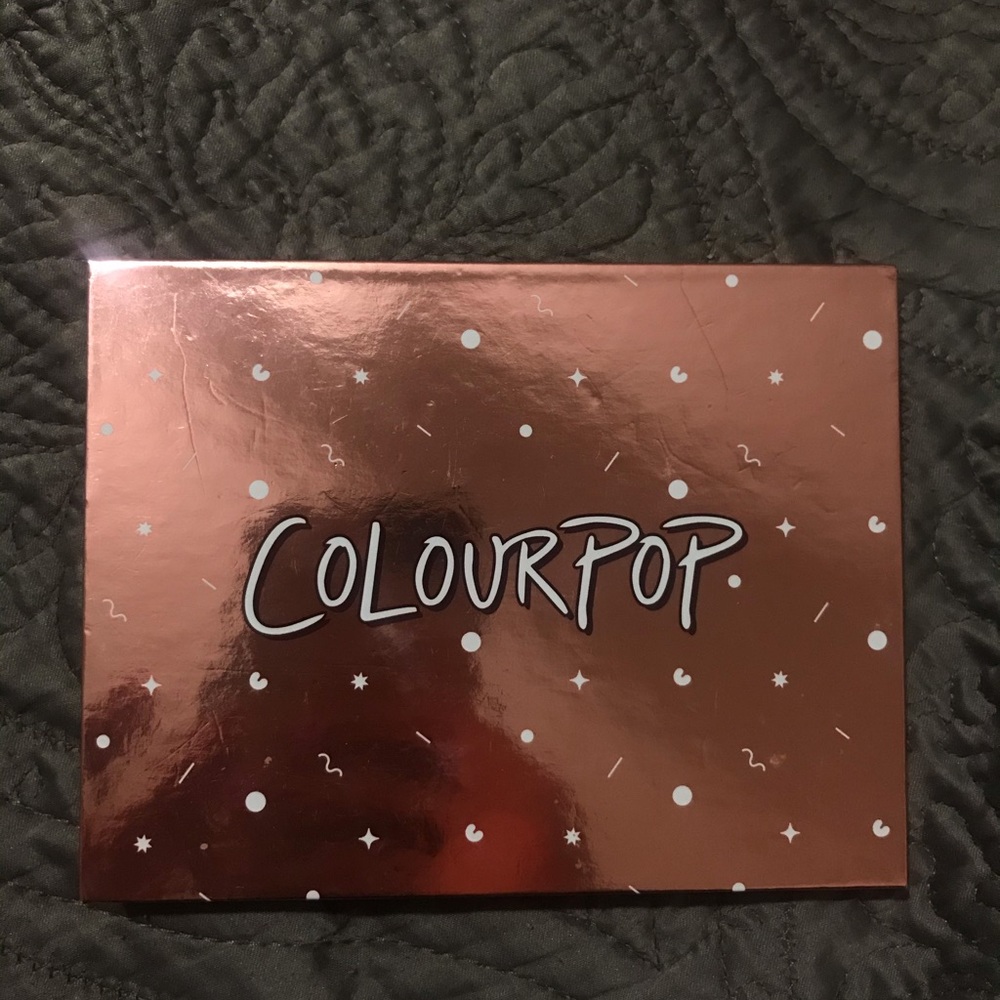 Colourpop eyeshadow palette